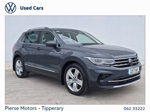 2022 - Volkswagen Tiguan Manual