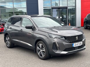 2023 - Peugeot 5008 Automatic