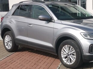 2023 - Volkswagen T-Roc Manual