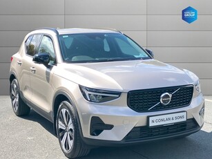 2023 - Volvo XC40 Automatic