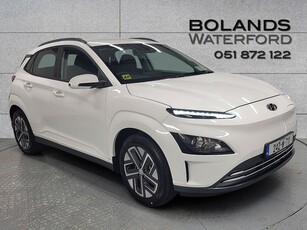 2024 - Hyundai KONA Automatic