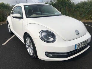 2013 (132) Volkswagen Beetle