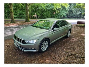 2017 (171) Volkswagen Passat