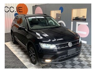 2020 (202) Volkswagen Tiguan