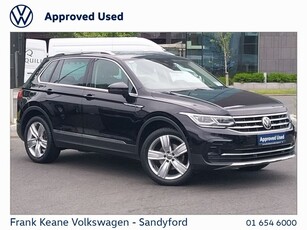 2021 (211) Volkswagen Tiguan