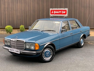 1981 - Mercedes-Benz E-Class Manual