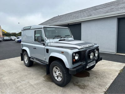 2007 - Land Rover Defender Manual