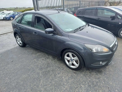 2009 - Ford Focus ---