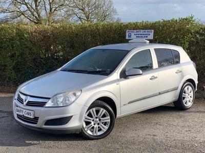 2009 - Vauxhall Astra Manual