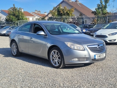 2011 - Opel Insignia Manual