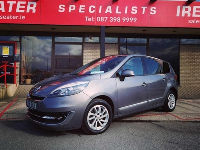 2012 - Renault Grand Scenic Manual