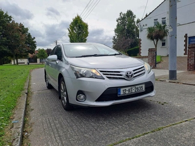 2012 - Toyota Avensis Manual