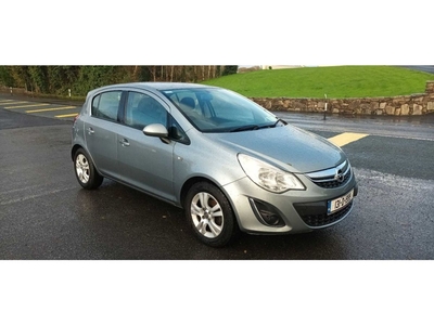 2013 - Opel Corsa Manual