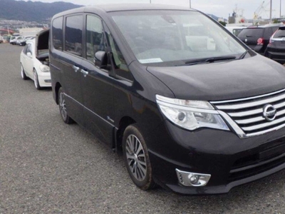 2014 - Nissan Serena Automatic