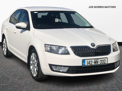 2014 - Skoda Octavia Manual