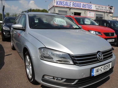 2014 - Volkswagen Passat Manual