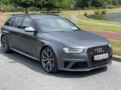 2015 - Audi RS4 Automatic