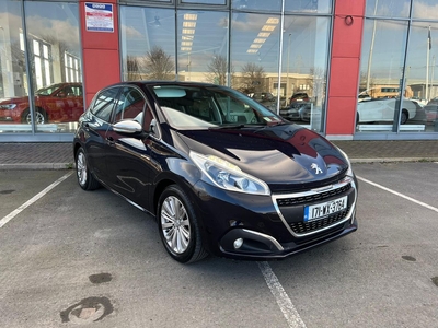 2017 - Peugeot 208 Manual