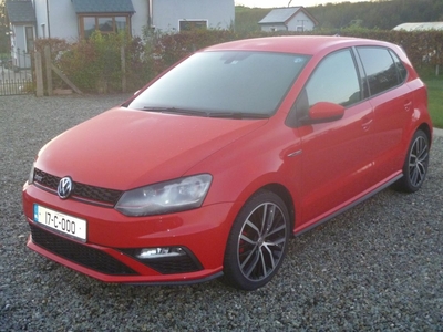 2017 - Volkswagen Polo Manual