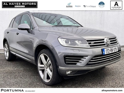 2017 - Volkswagen Touareg Automatic