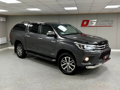 2018 - Toyota Hilux Manual