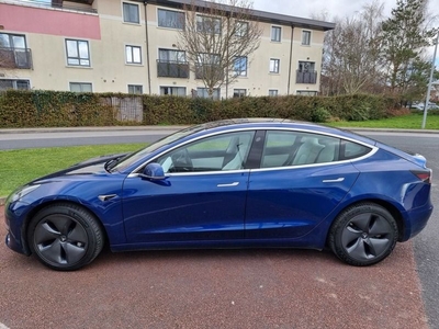 2019 - Tesla MODEL 3 Automatic