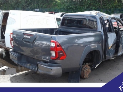 2021 - Toyota Hilux Automatic