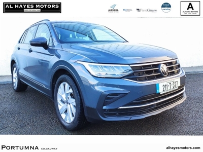 2021 - Volkswagen Tiguan Manual