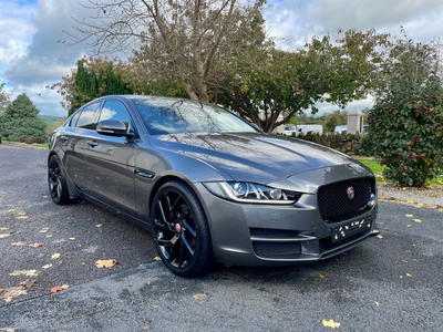 JAGUAR XE