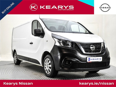 NISSAN NV300