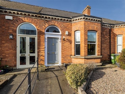 136 Botanic Road, Glasnevin, Dublin 9