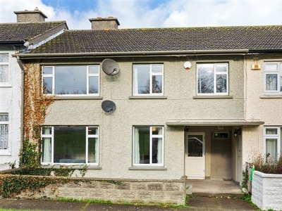 32 Pearse Brothers Park, Rathfarnham, Dublin 16