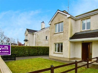 31 Barrys Ave, Tarmonbarry, Roscommon