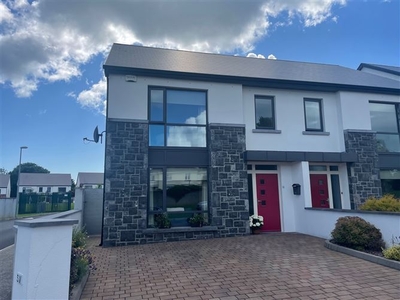 16 Gort An Duin, Oranmore, Galway