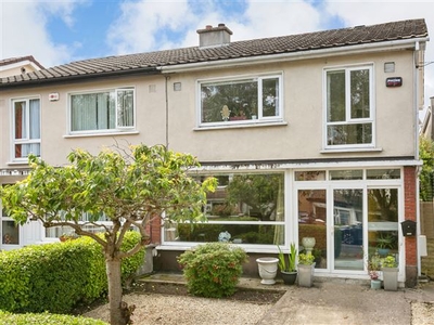 62 Broadford Drive, Ballinteer, Dublin 16