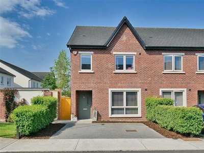 9 Elsmore Grove, Naas, County Kildare