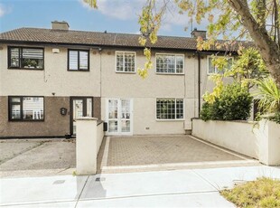 61 Rathsallagh Grove, Shankill, Dublin 18