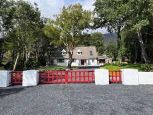 Fuchsia Cottage, Dooneen, Caherciveen, Kerry