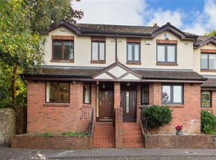 1 Alma Park , Monkstown, Dublin