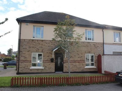 12 cruise park crescent , tyrrelstown, dublin 15