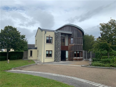 7 Casino Drive, The Casino, K36, Malahide, Co. Dublin