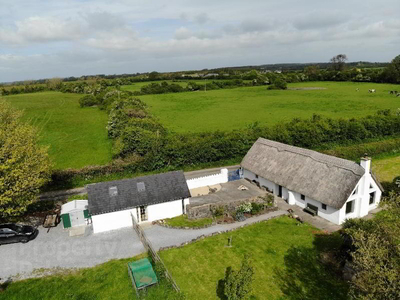 The Thatch Cottage, Ballinlough Lisronagh, Clonmel