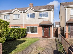 12 Barton Court, Barton Road East, Churchtown, Dublin 14