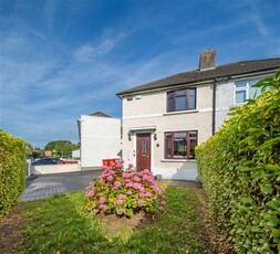 69 Larkhill road , Whitehall, Dublin 9