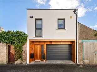 15 Clifton Lane, Monkstown, Co. Dublin