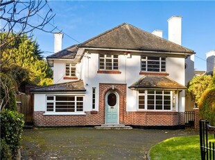 8 Stillorgan Grove, Blackrock, Co. Dublin