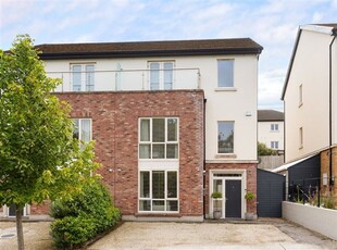 2 Blackberry Hill, Golf Lane, Carrickmines, Dublin 18