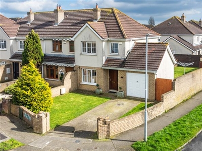 2 DUNSOGHLY CLOSE, Finglas, Dublin 11