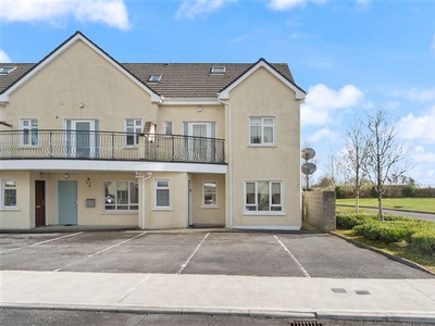 21 Sli an Chlairin, Athenry, Galway
