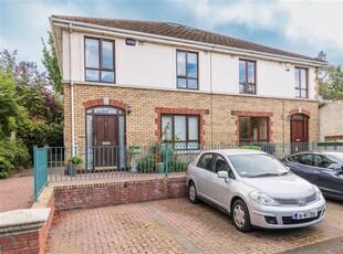 10 Ralph Mews, Newtownpark Avenue, Blackrock, County Dublin